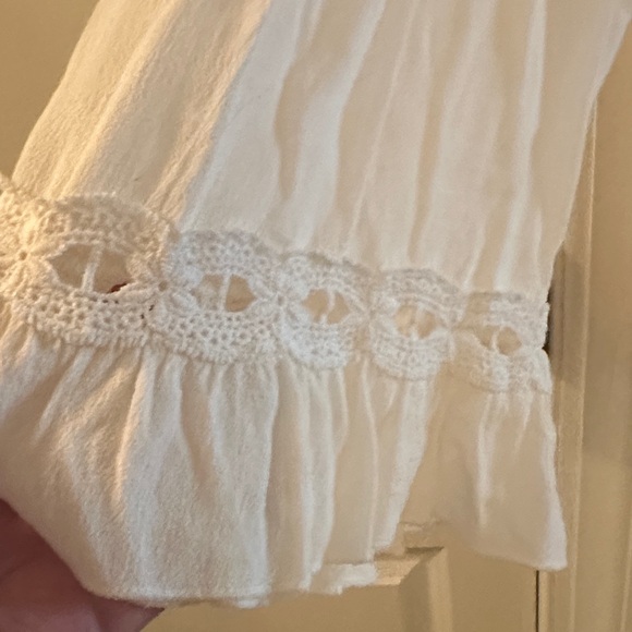 Lisa Robertson Elegant White Lace Women's Top - Picture 3 of 13